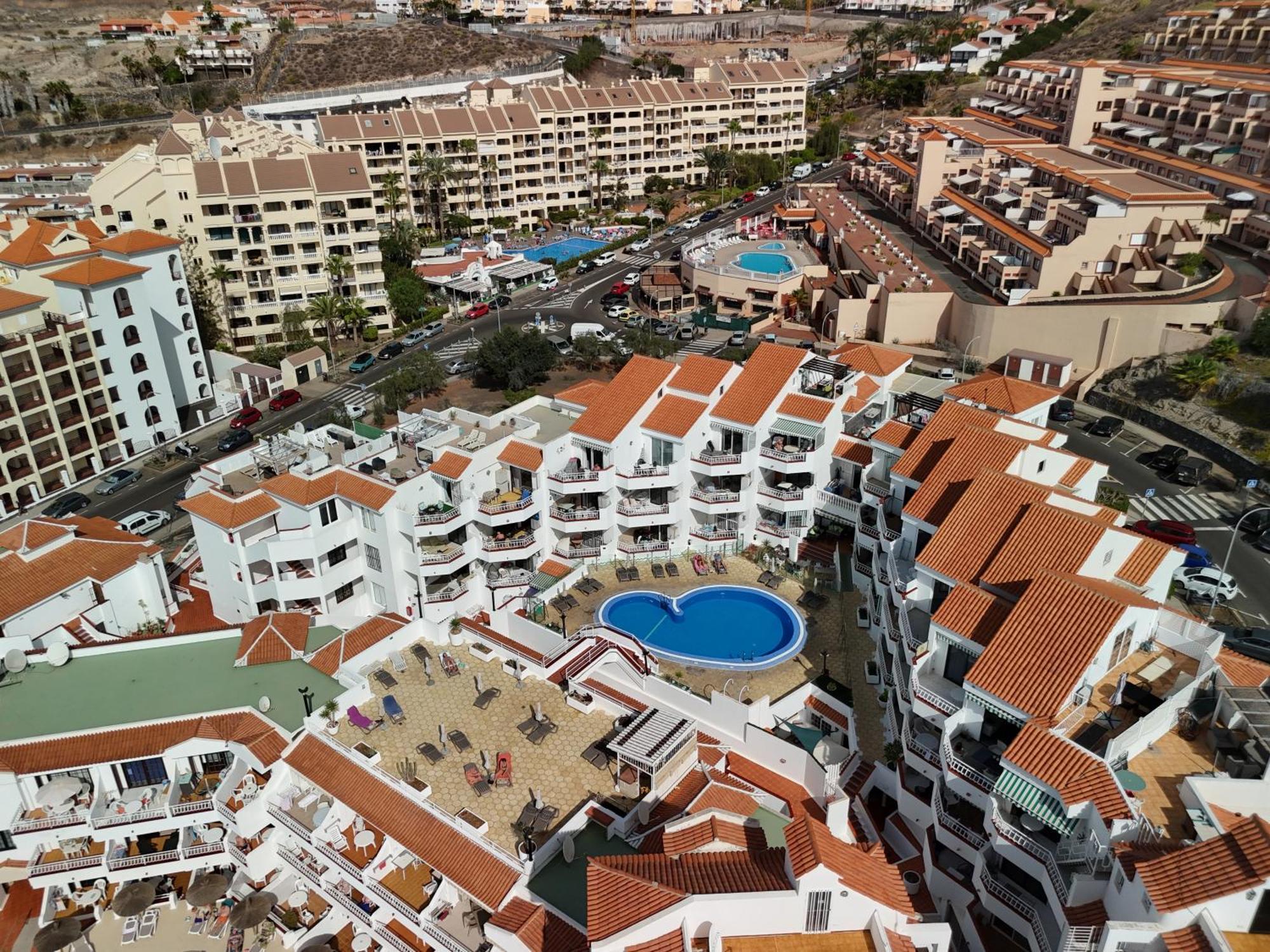 Modern Apartment, Heated Pool & 2 Terraces 로스크리스티아노스 외부 사진